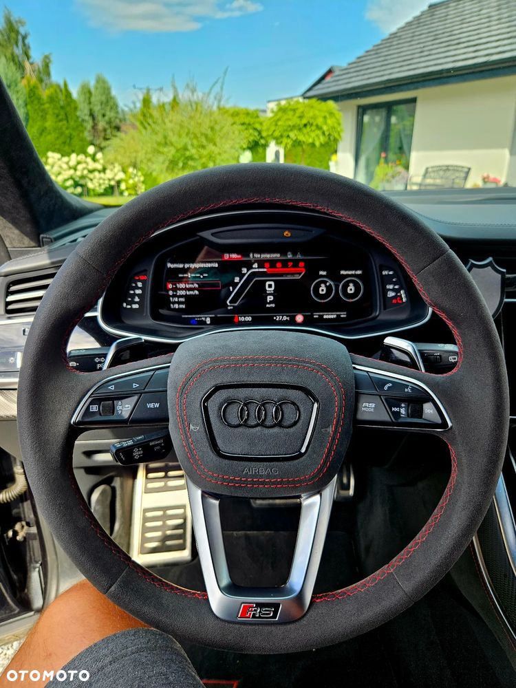 Audi RS Q8 - 21