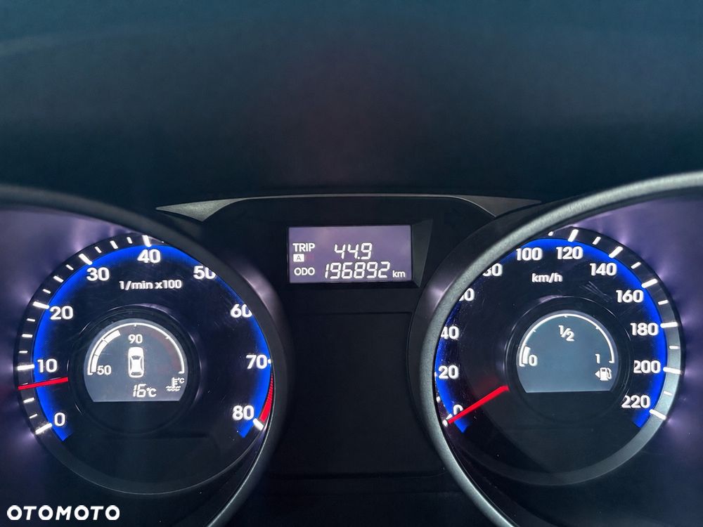 Hyundai ix35 1.6 GDI Premium 2WD - 17