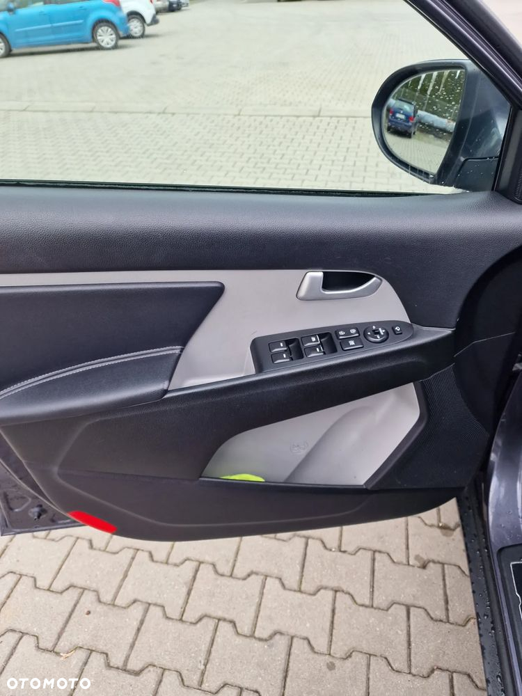 Kia Sportage - 8