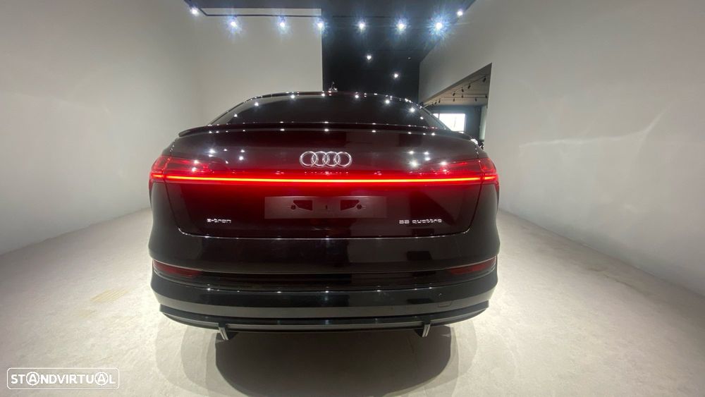 Audi e-tron 55 quattro S line - 14
