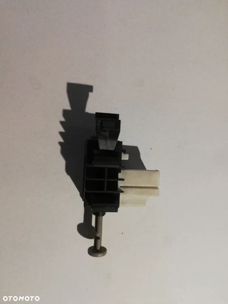 Ford Transit Courier czujnik położenia pedału sprzęgła 4m5t-7c534-aa - 3