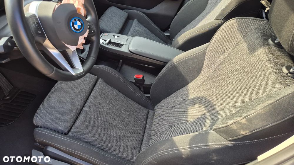 BMW iX1 eDrive20 - 18