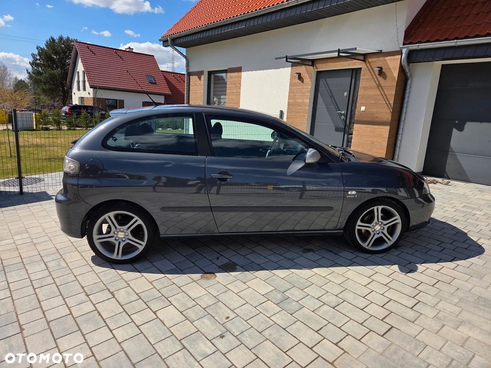 Seat Ibiza 1.8 20V T FR - 8