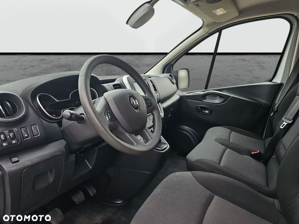 Renault Trafic - 12