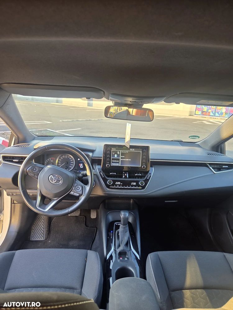 Toyota Corolla 1.8 HSD Dynamic - 12