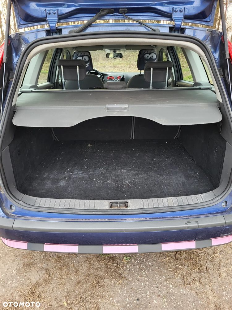 Ford Focus 1.8 FF Trend - 9