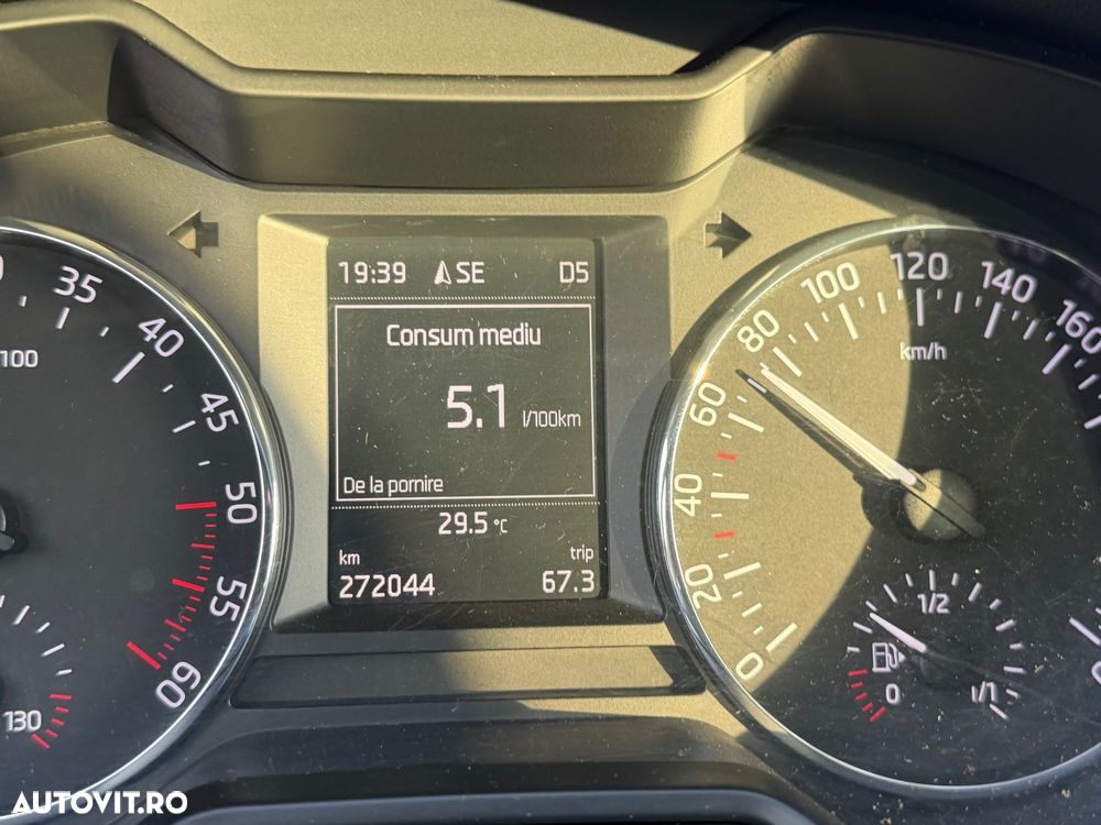 Skoda Octavia 2.0 TDI DSG Ambition - 7