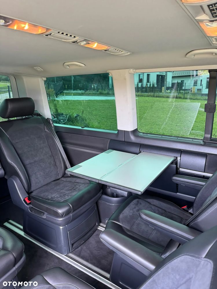 Volkswagen Multivan - 18