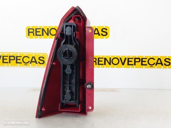 Farolim Dto Ford Focus Caixa/Combi (Dnw) - 2