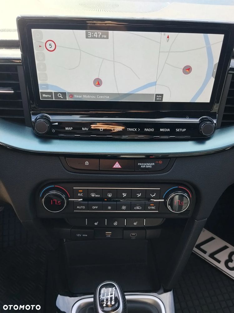 Kia Ceed - 9
