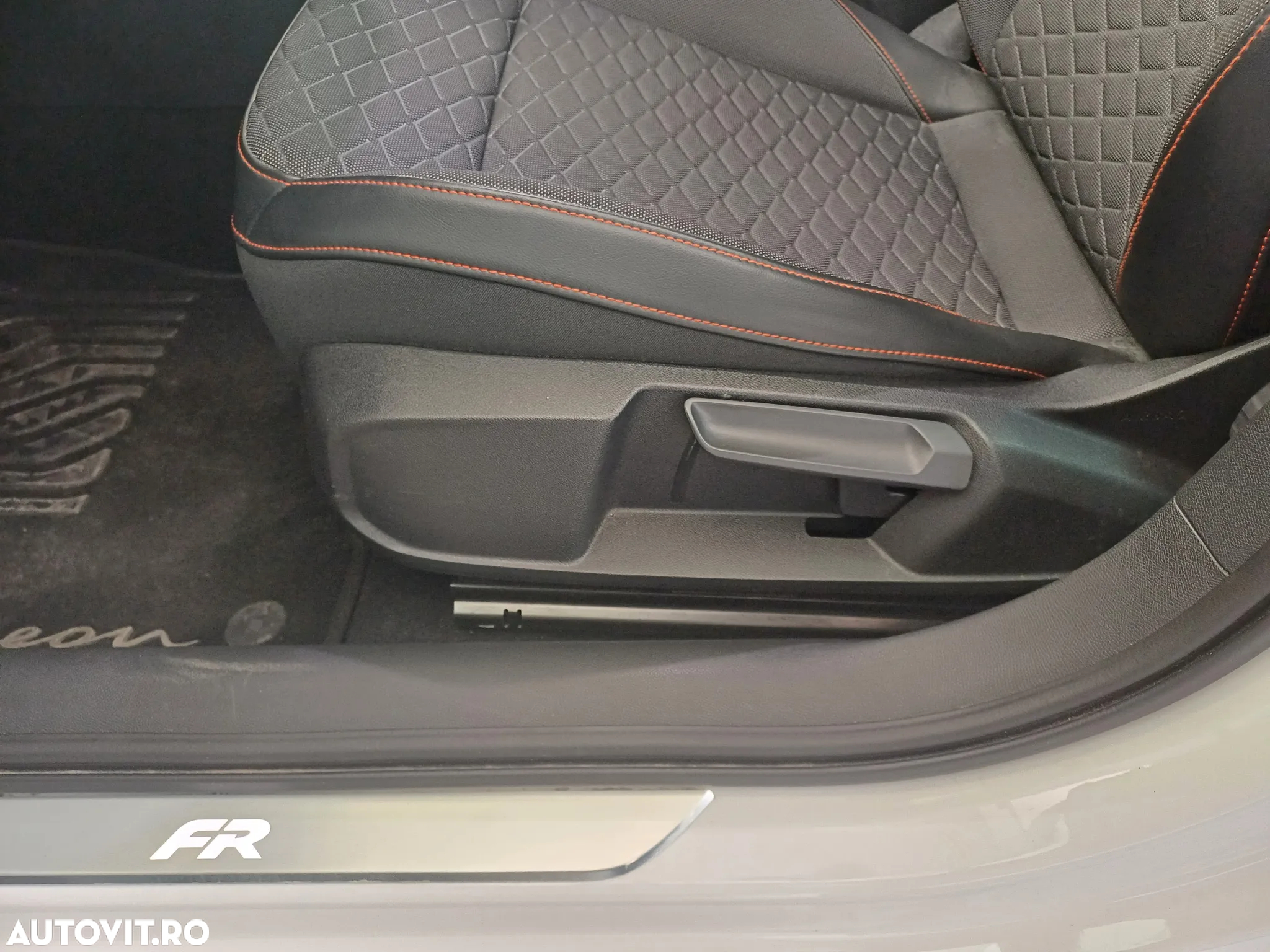 Seat Leon ST 2.0 TDI Start&Stop DSG FR - 9