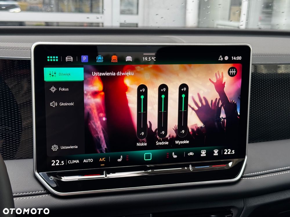Volkswagen Tiguan 1.5 eTSI OPF DSG Goal - 29