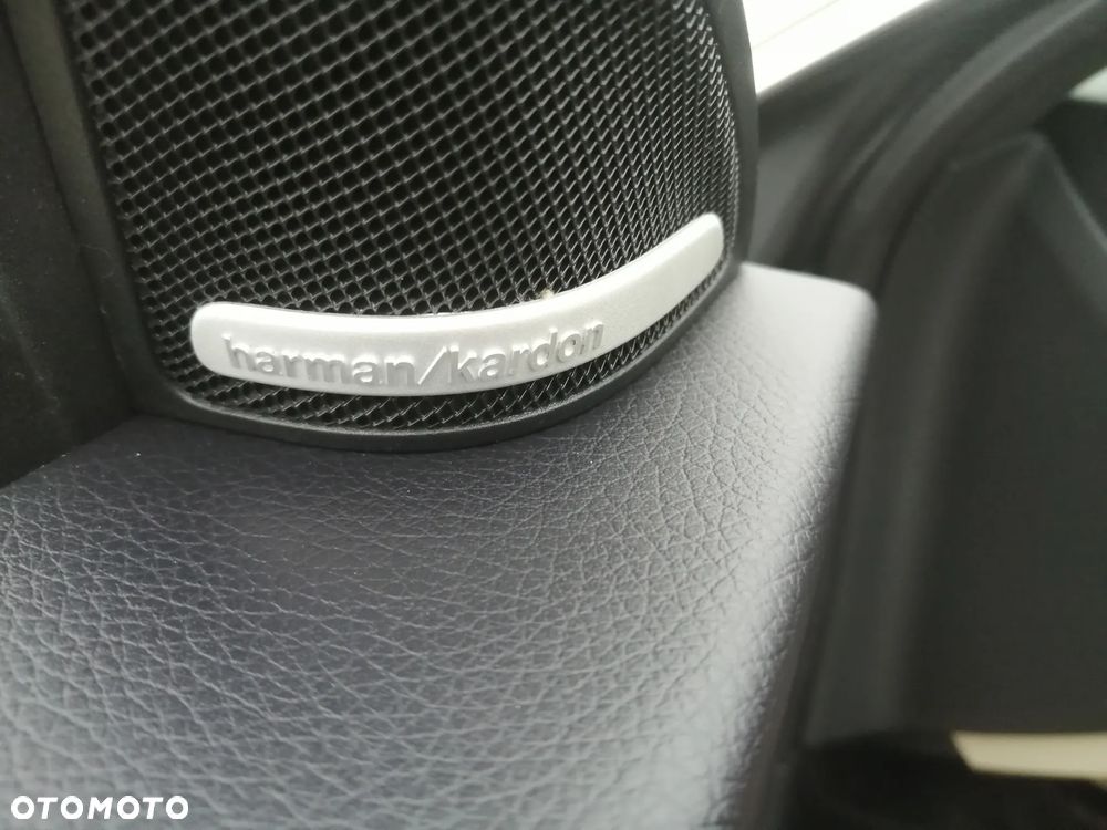 Mercedes-Benz CLA 250 4Matic 7G-DCT - 7