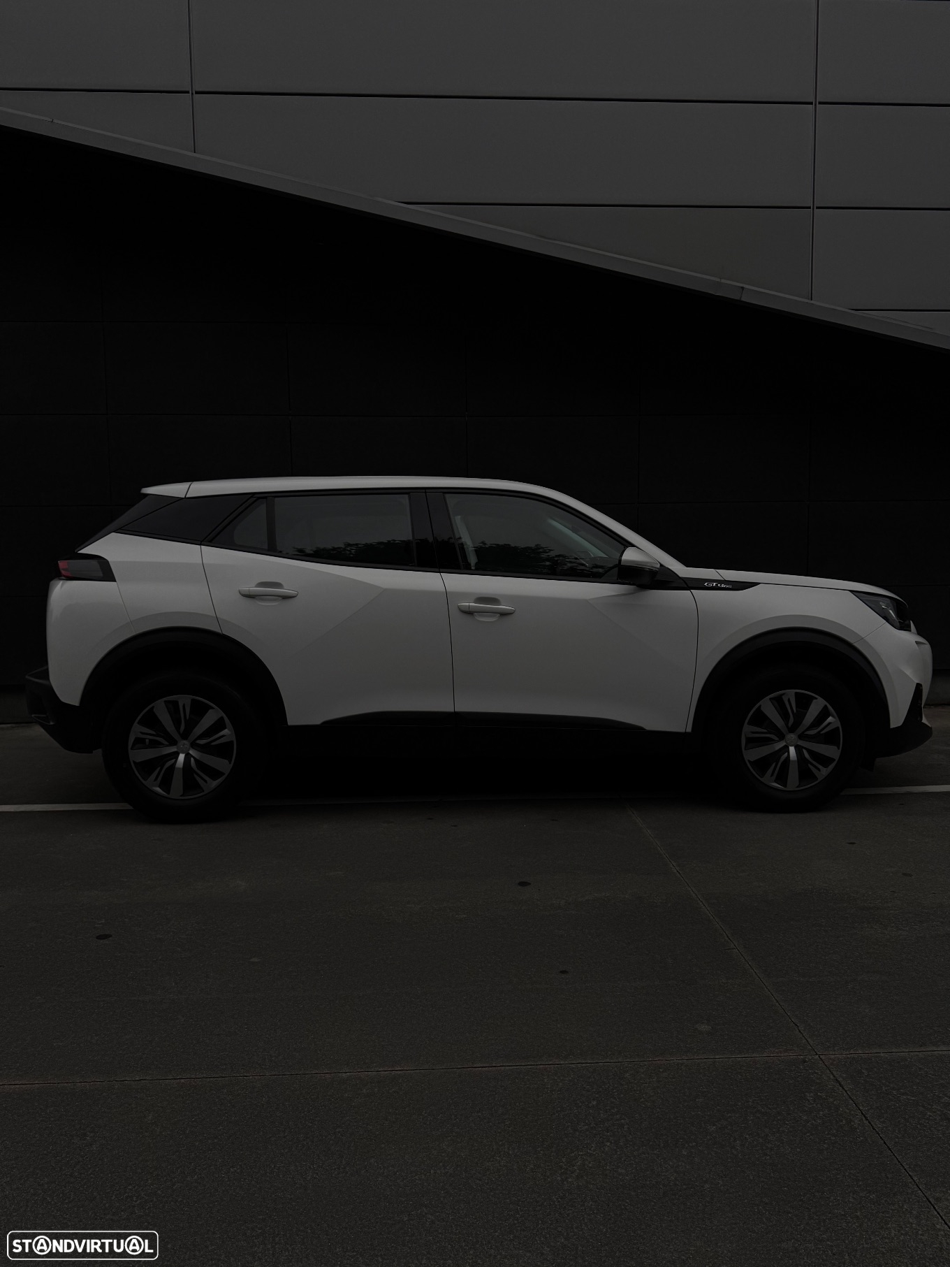 Peugeot 2008 1.2 PureTech Active - 7