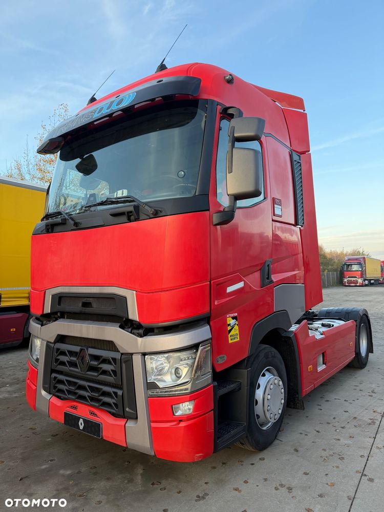 Renault T440 - 1