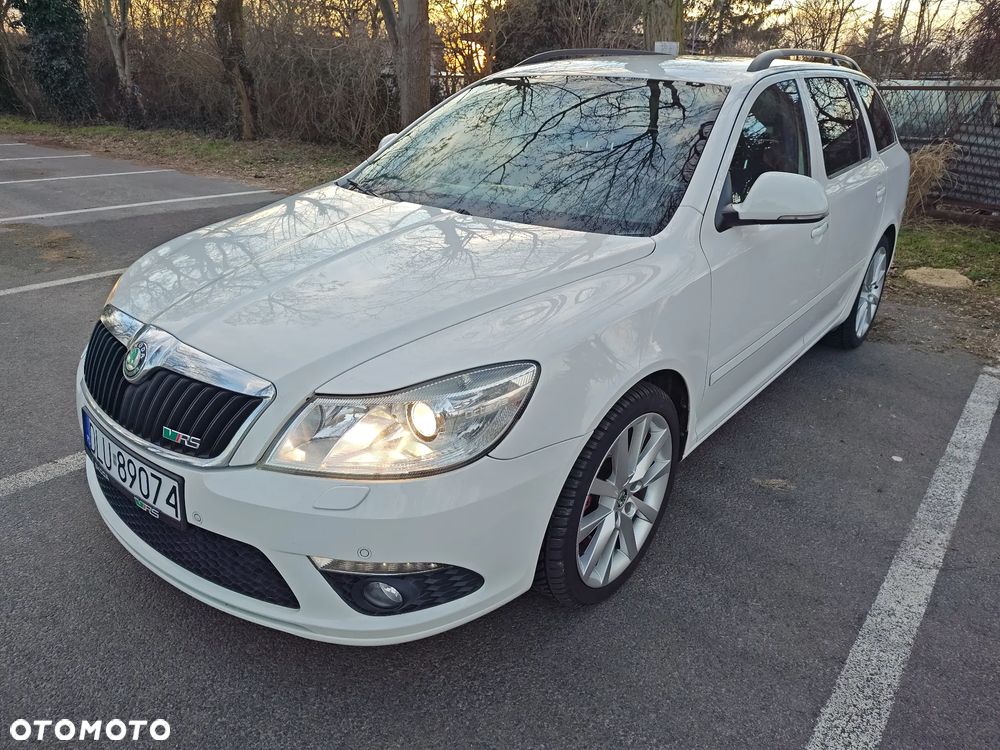 Skoda Octavia 2.0 TDI CR DPF RS - 12
