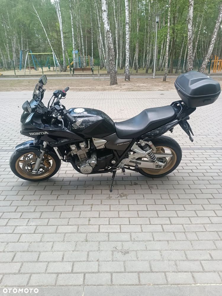 Honda CB - 3