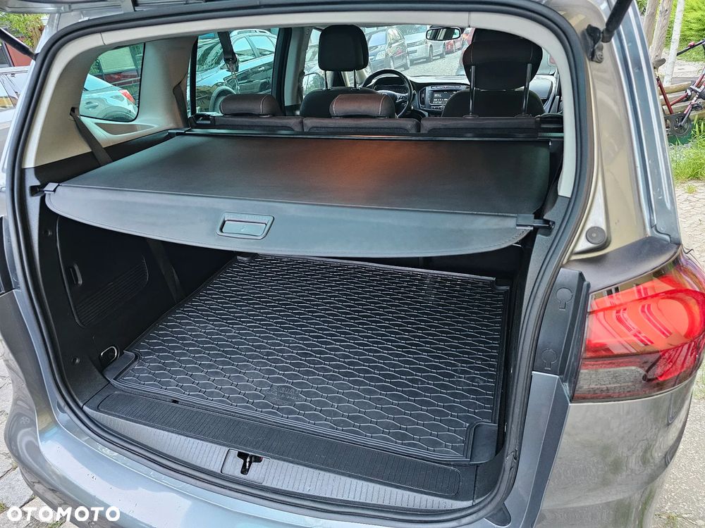 Opel Zafira - 16