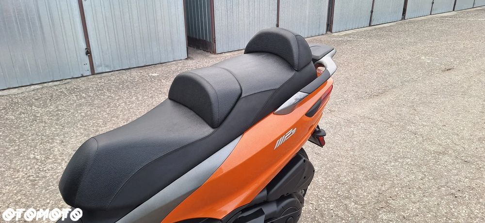 Piaggio MP-3 - 5