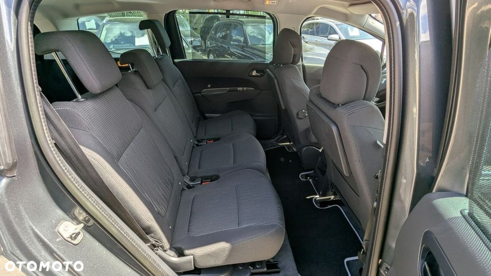 Peugeot 5008 - 20