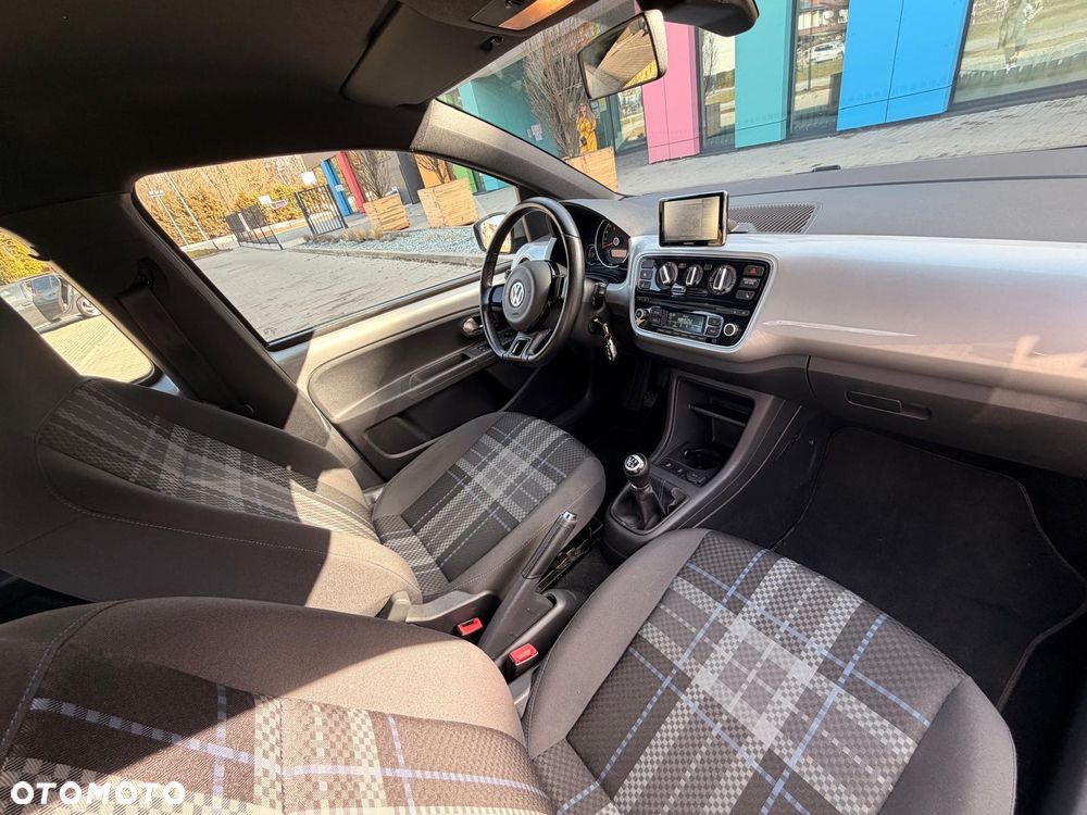Volkswagen up! BlueMotion Technology club - 13