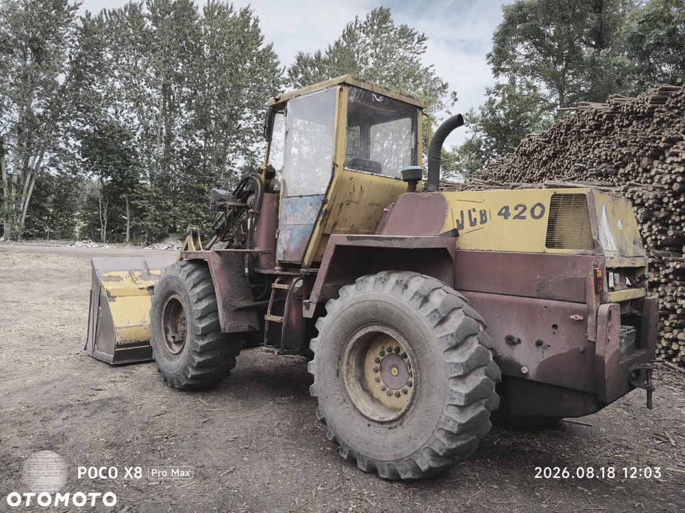 JCB 420 - 4