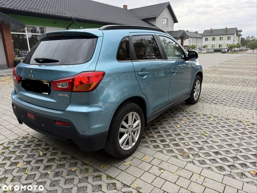 Mitsubishi ASX - 4