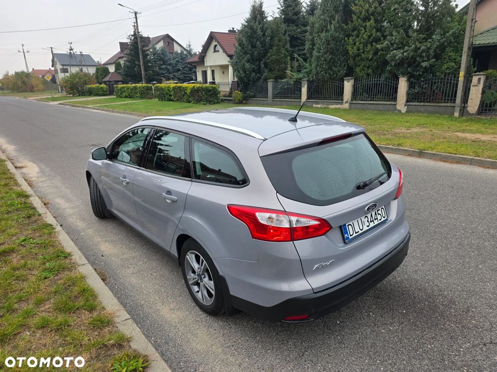 Ford Focus 1.6 Trend - 26