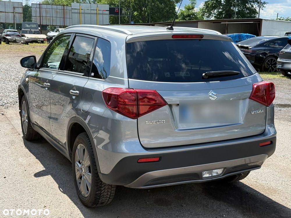 Suzuki Vitara 1.0 Boosterjet Premium 2WD - 9