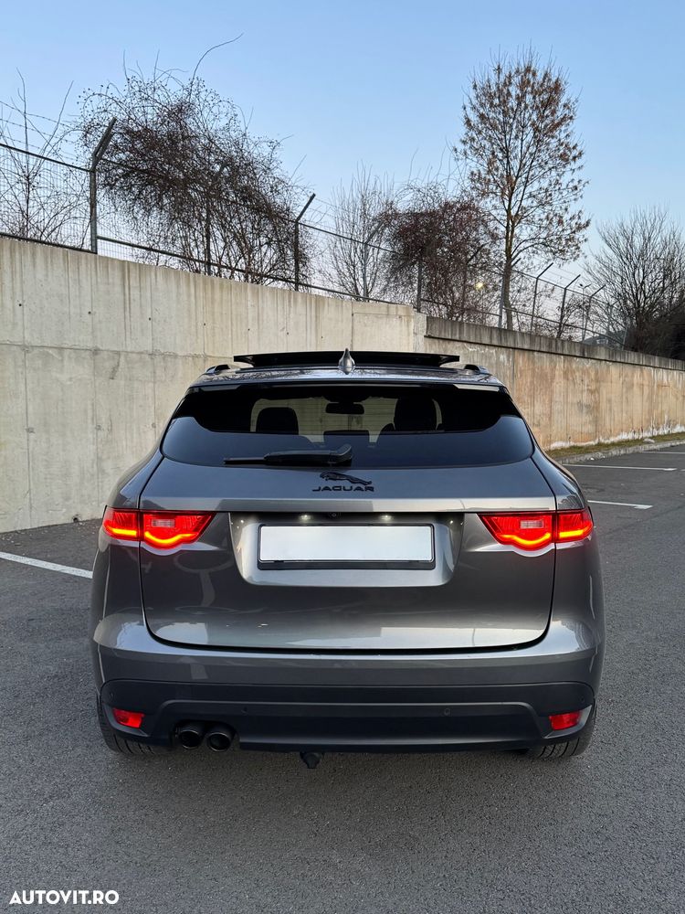 Jaguar F-Pace 20d AWD Aut. R-Sport - 13