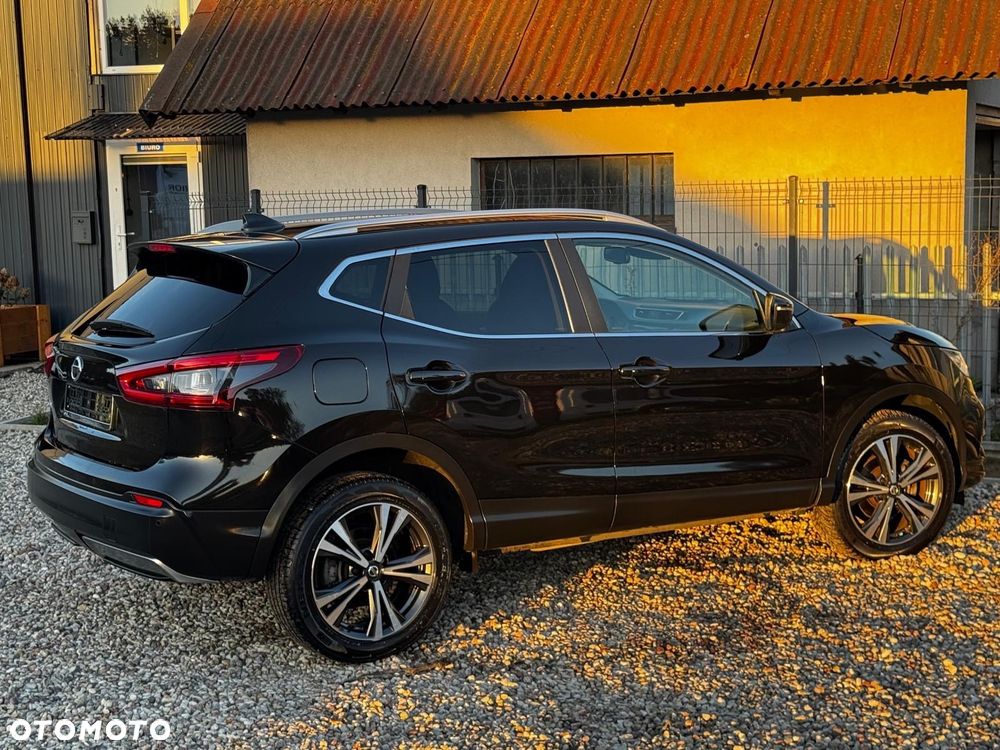 Nissan Qashqai 1.3 DIG-T TEKNA - 19