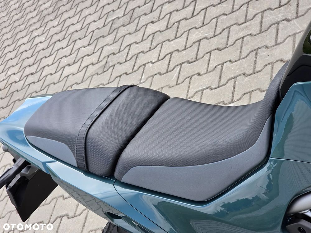 Kawasaki KLE - 13