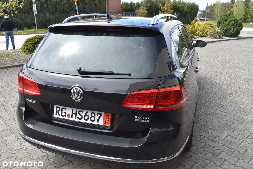 Volkswagen Passat 2.0 TDI DPF R-Line Edition - 12