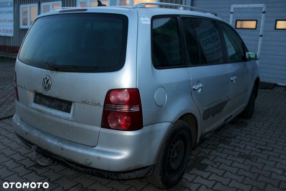 VW Touran 1T 2006 1.9TDI BKC Minivan (MASKA, ZDERZAK, LAMPA, BŁOTNIK, DRZWI, SZYBA, FOTEL) - 5