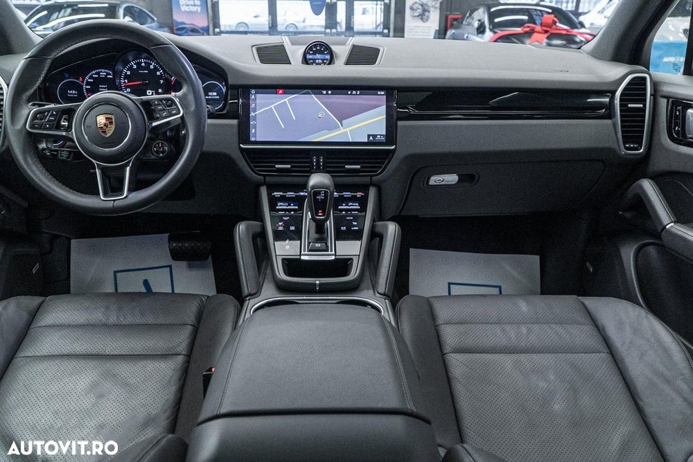 Porsche Cayenne Tiptronic S - 29