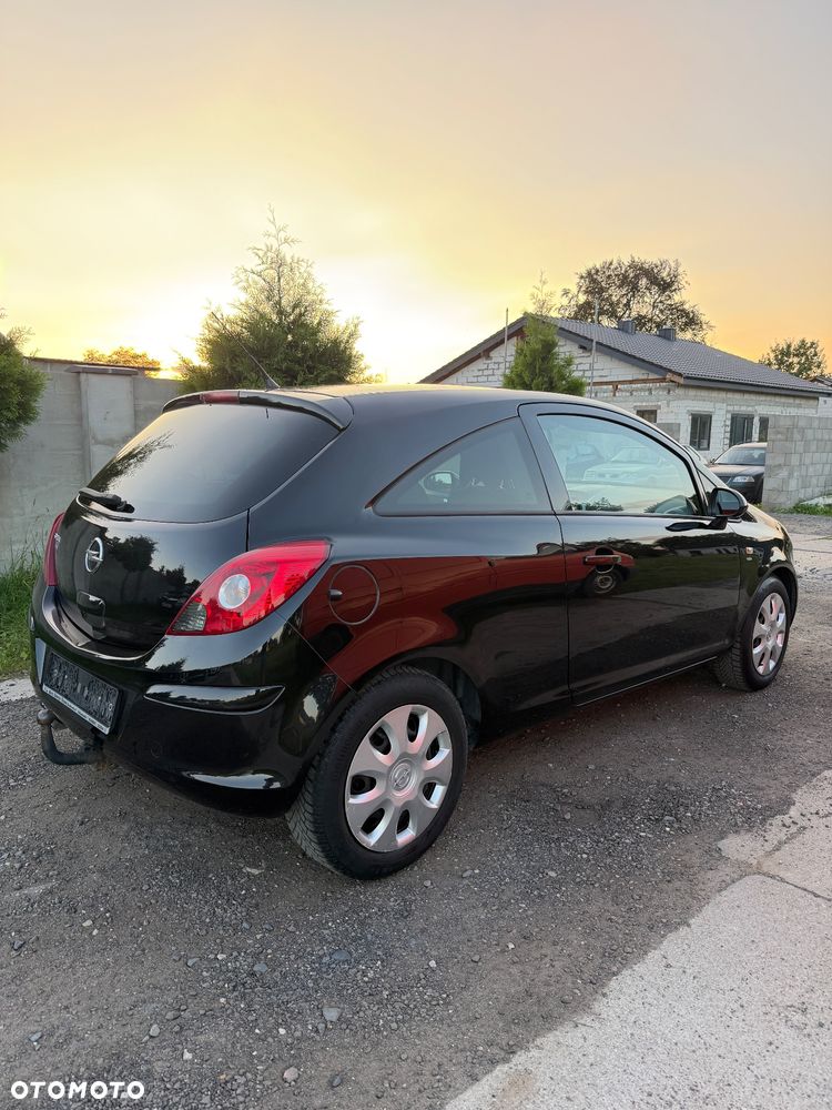 Opel Corsa - 4