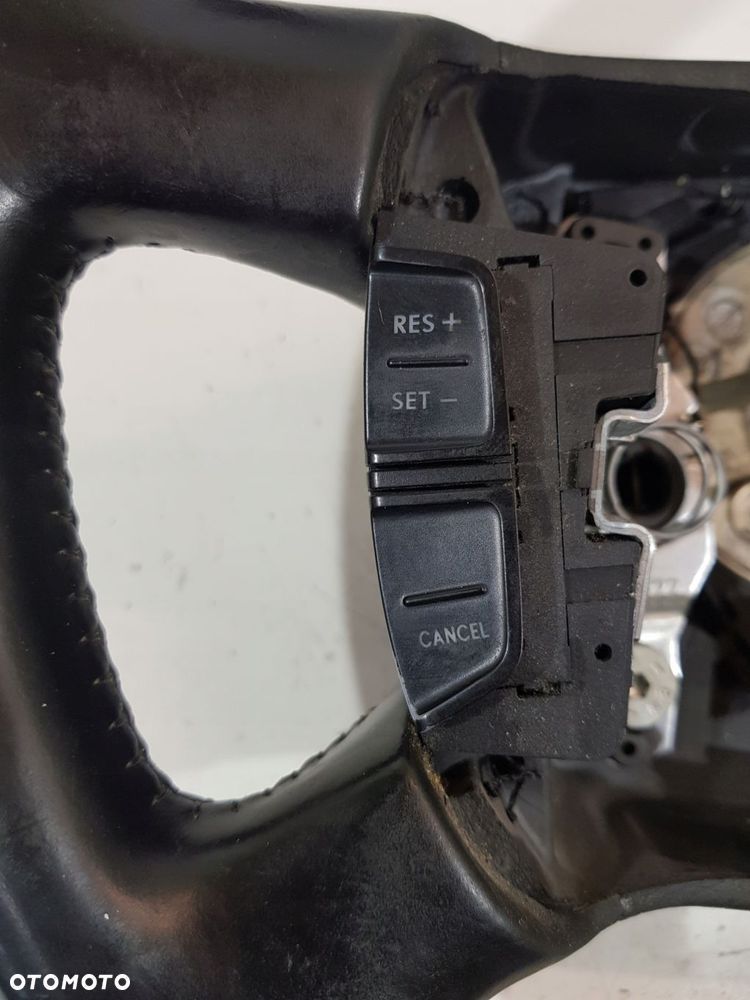 kierownica multifunkcyjna skoda superb i skóra - 2