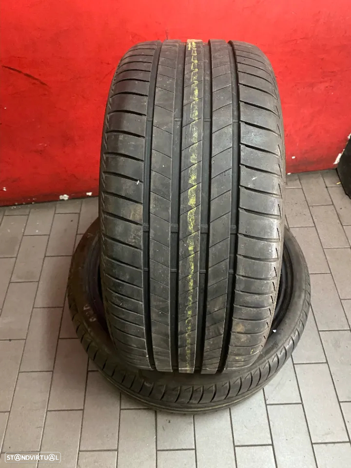 2 Pneus 255/35/19 Bridgestone Turanza T005 96Y com mais de 60 % de piso - 2
