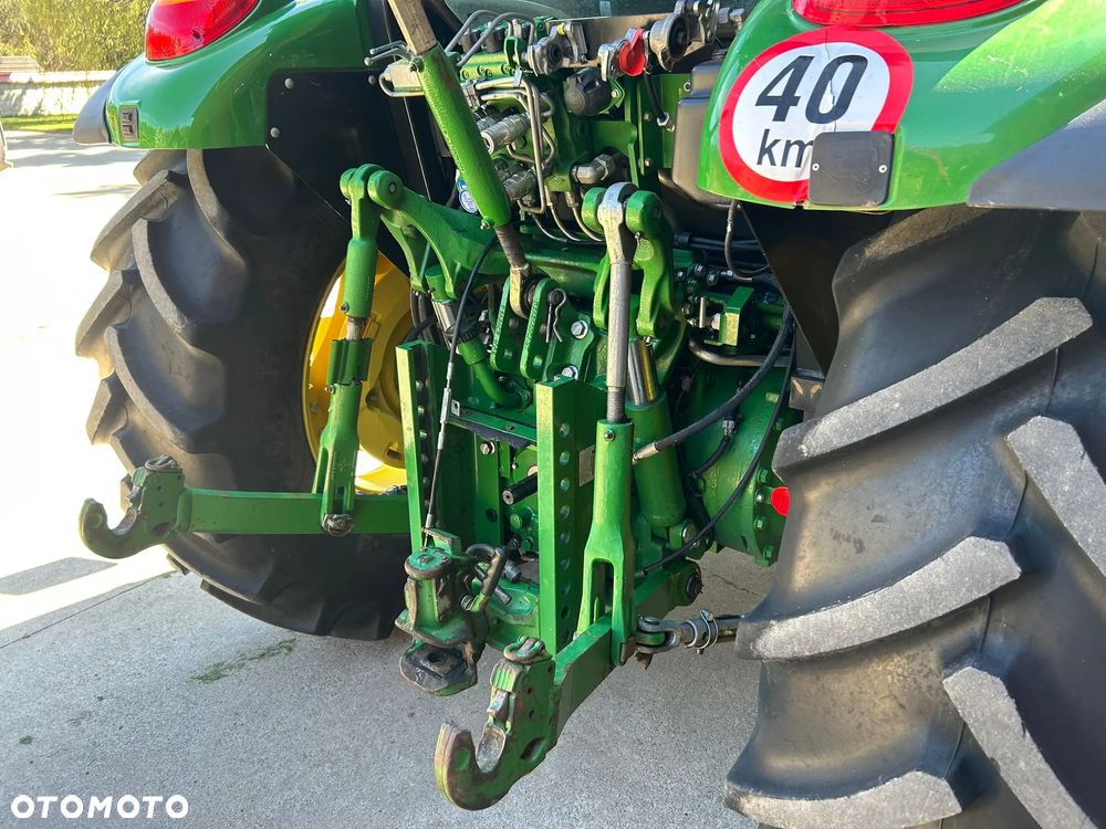 John Deere 5085M - 20