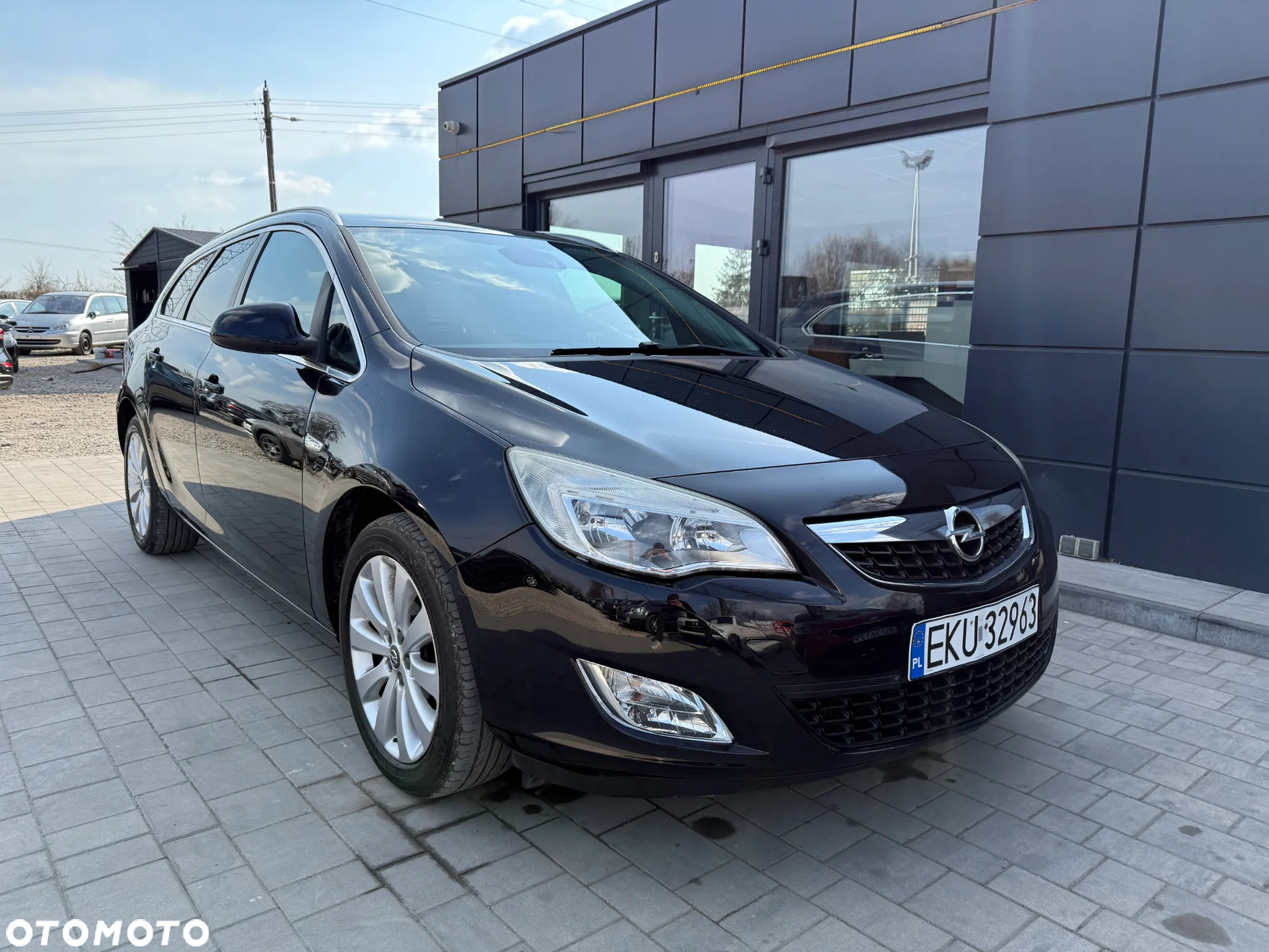 Opel Astra 1.4 EcoFLEX Cosmo - 3
