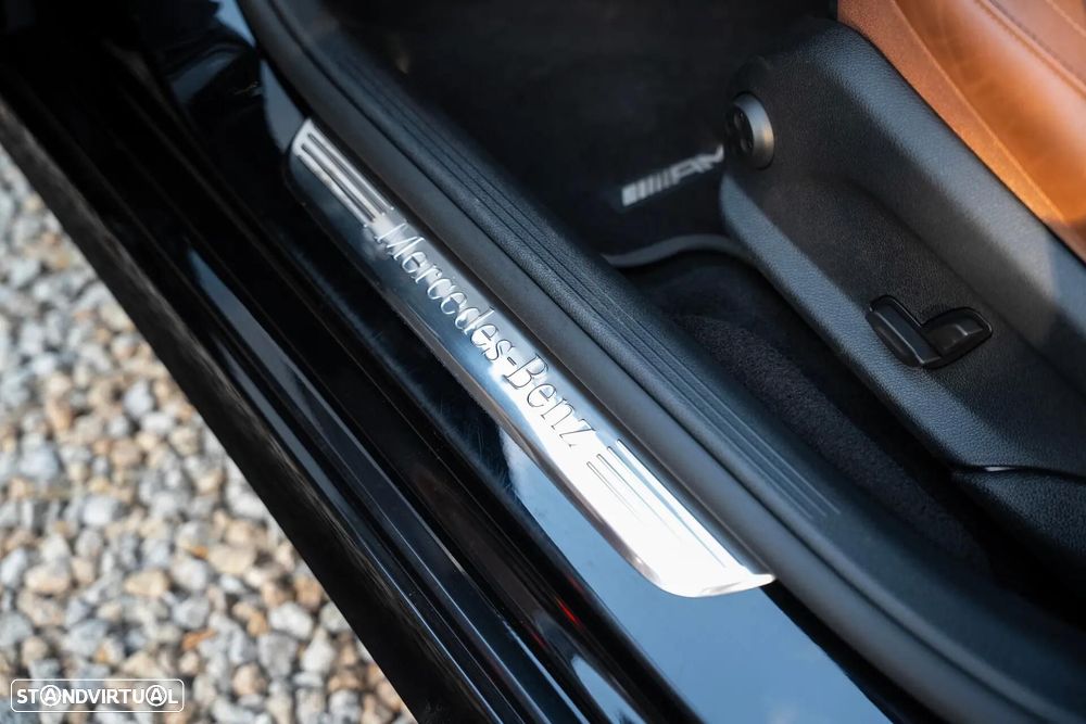 Mercedes-Benz E 300 de 4Matic 9G-TRONIC AMG Line - 10