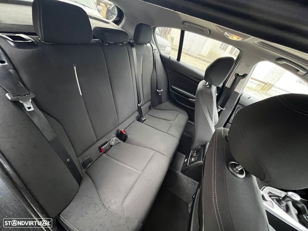 BMW 116 i Sport Line - 6