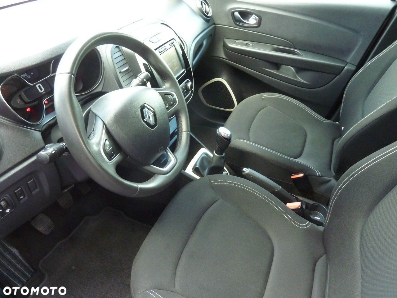 Renault Captur - 11