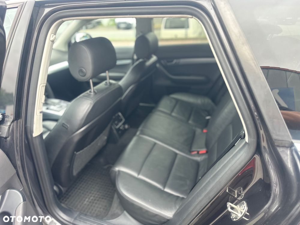 Audi A6 Allroad - 31