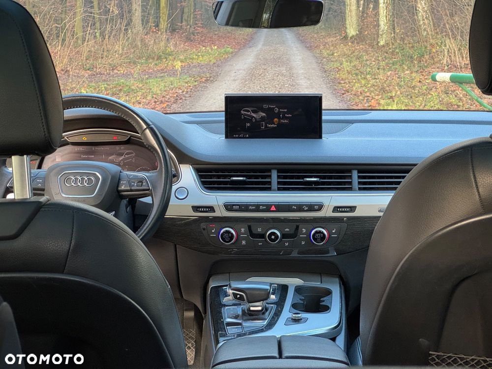 Audi Q7 3.0 TFSI Quattro Tiptronic - 8
