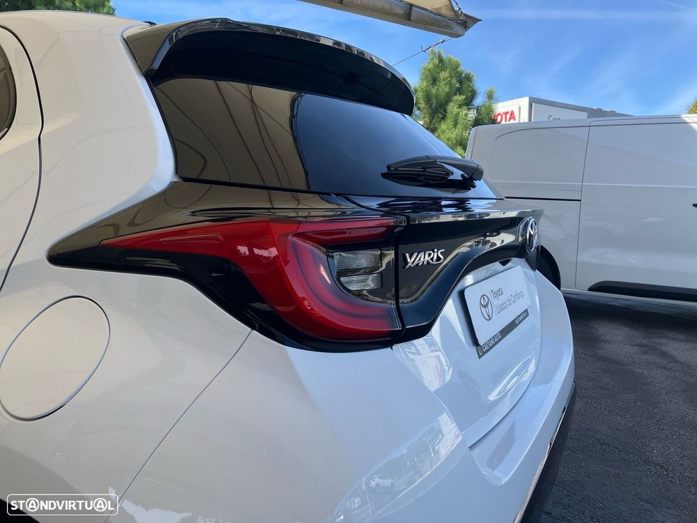 Toyota Yaris 1.5 HDF Luxury - 23