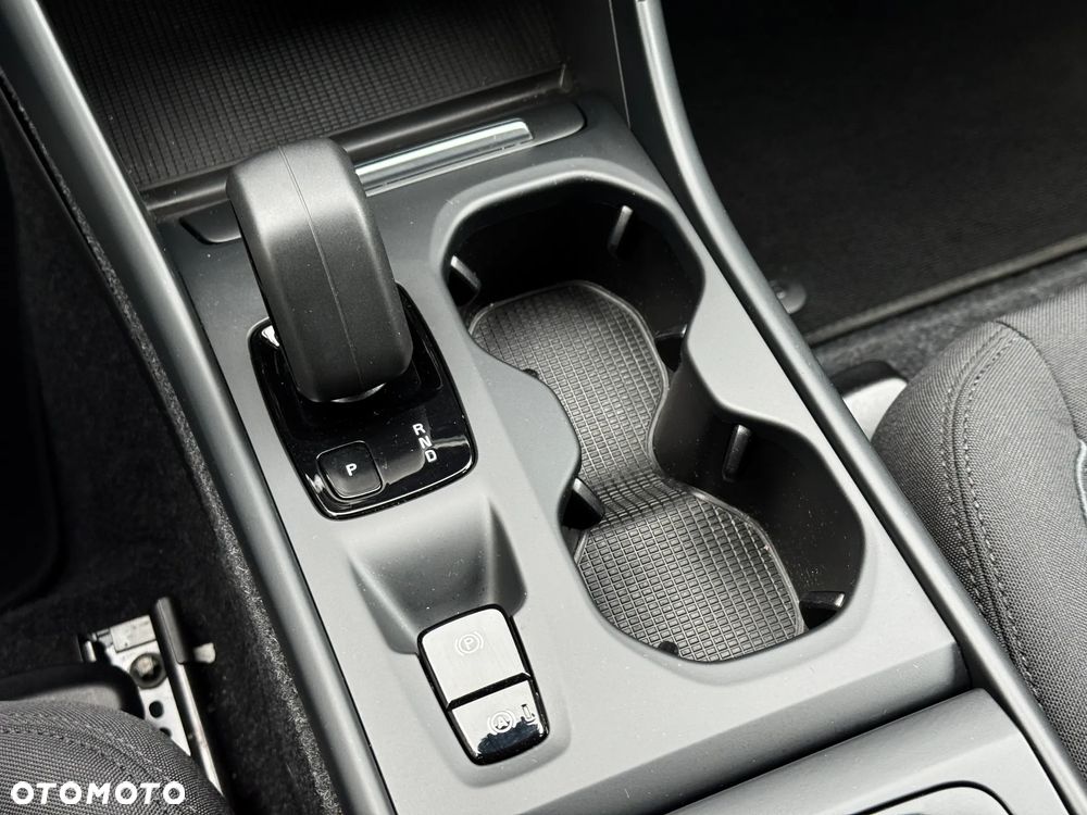 Volvo XC 40 T3 Momentum Pro - 25