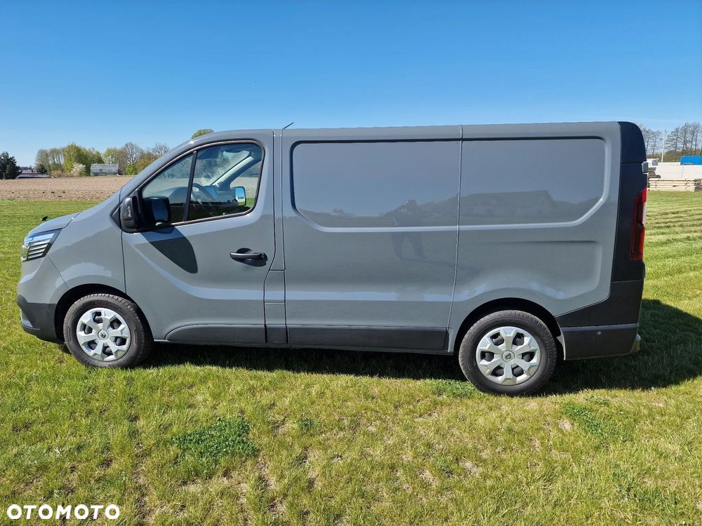 Renault Trafic - 8
