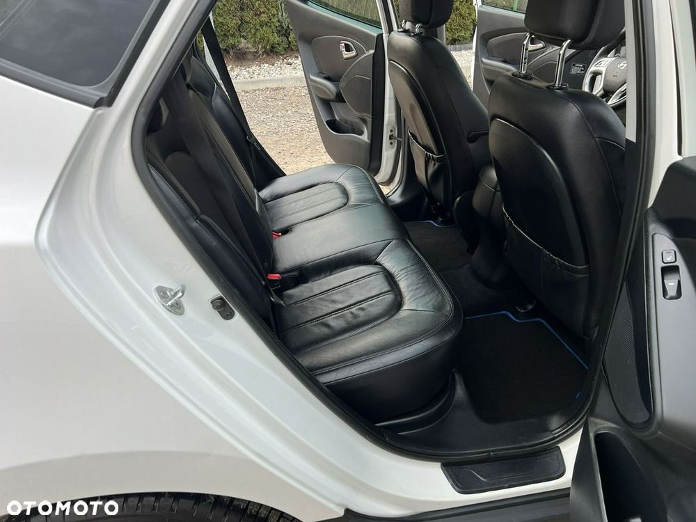 Hyundai ix35 - 15