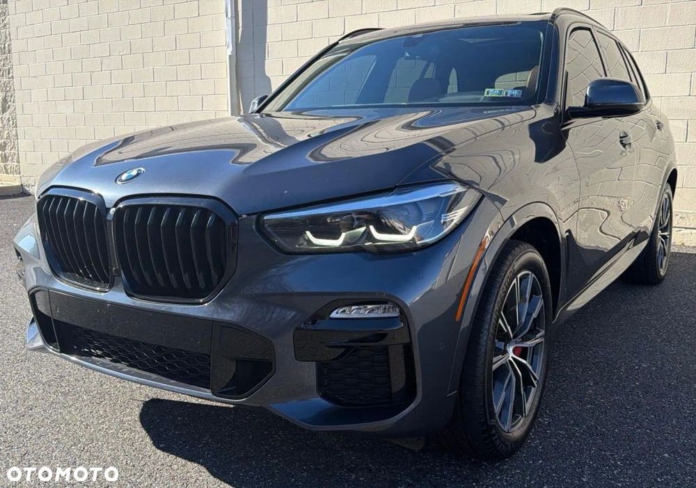 BMW X5 xDrive35i - 11